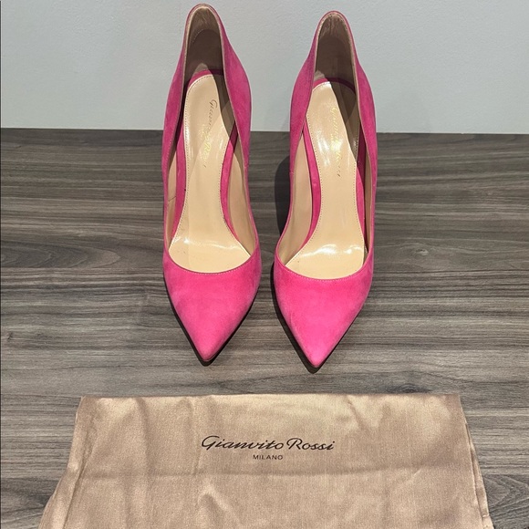 Gianvito Rossi Shoes Gianvito Rossi Never Worn Fuchsia Pink